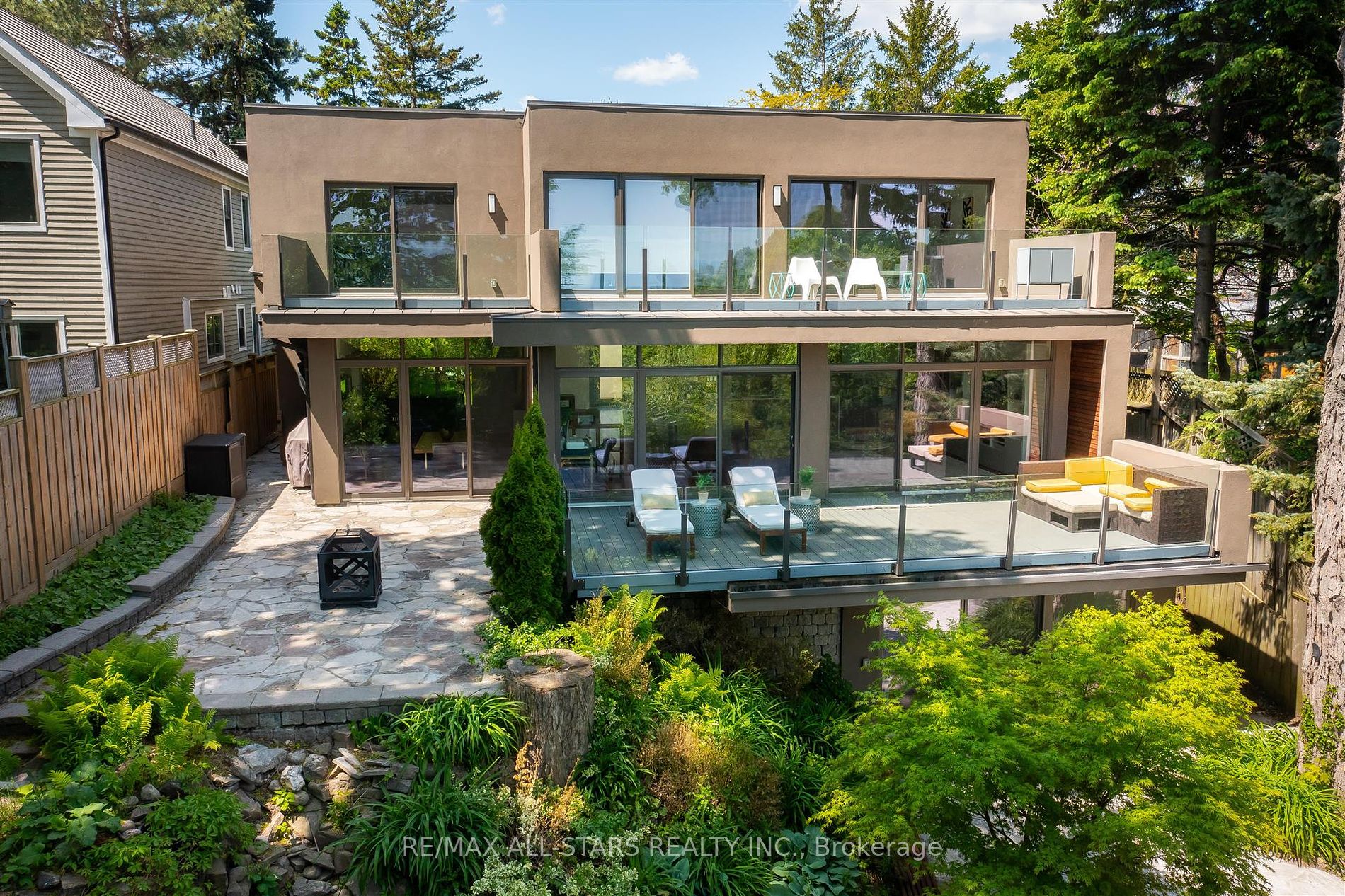 9 Fenwood Heights
