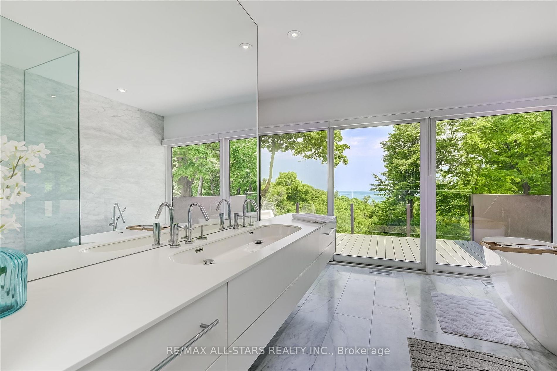 9 Fenwood Heights