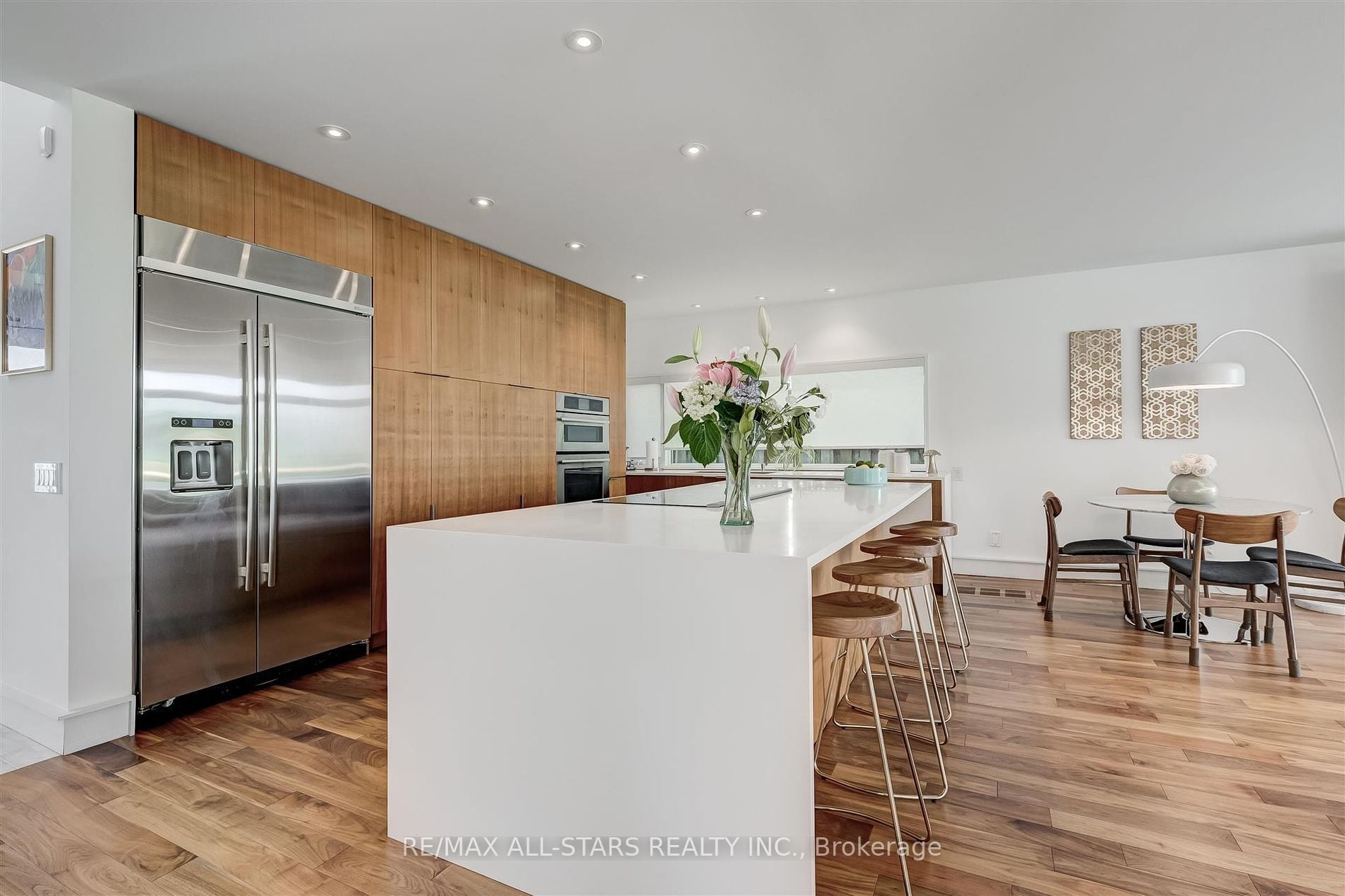9 Fenwood Heights