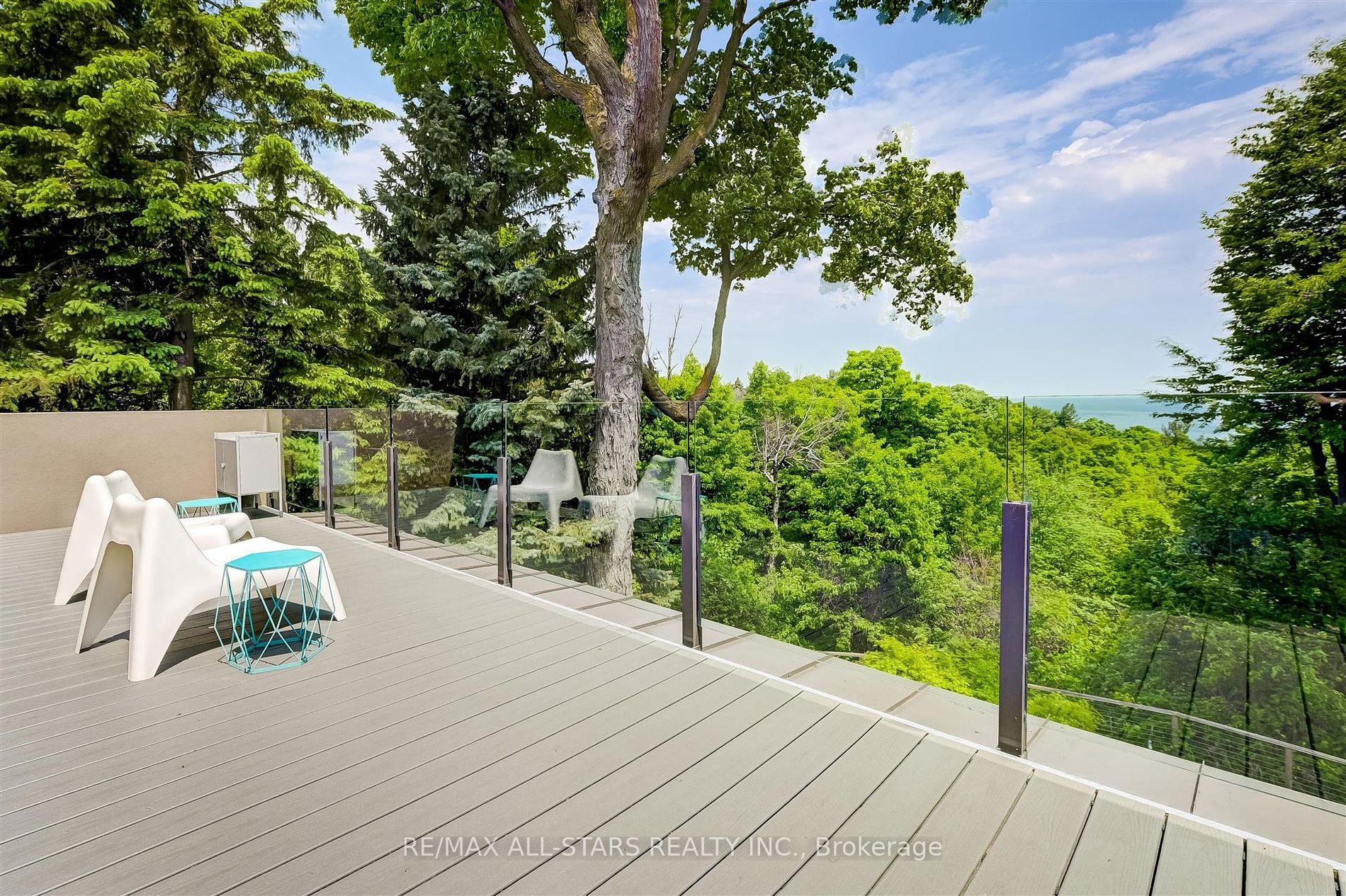 9 Fenwood Heights