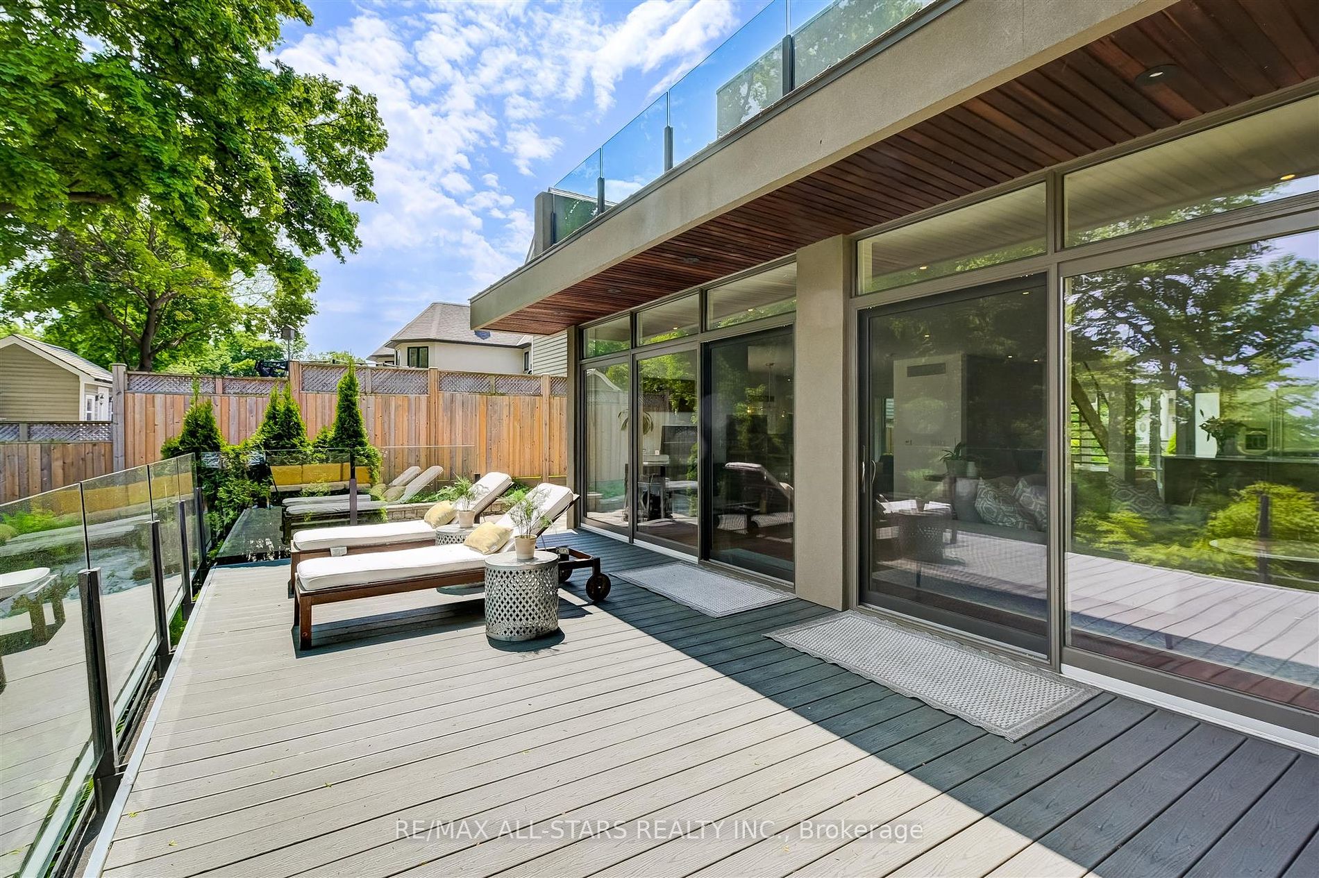 9 Fenwood Heights
