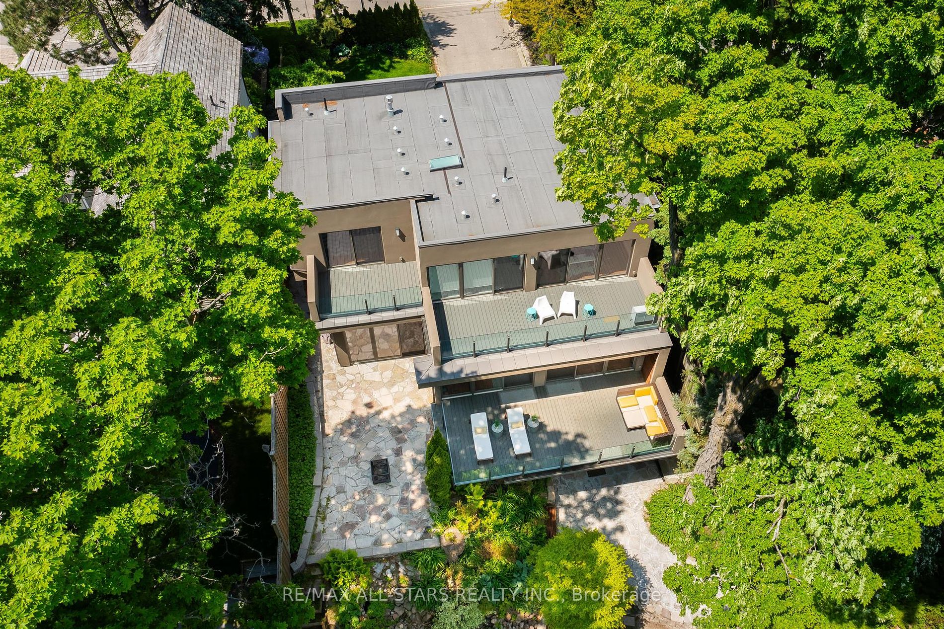 9 Fenwood Heights