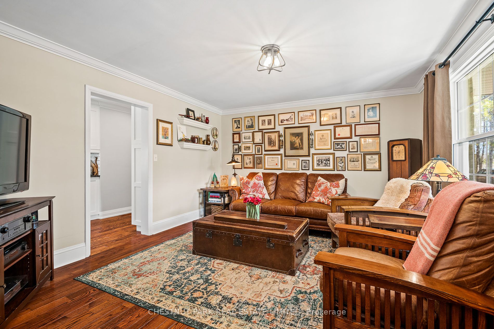 40 Hurd St