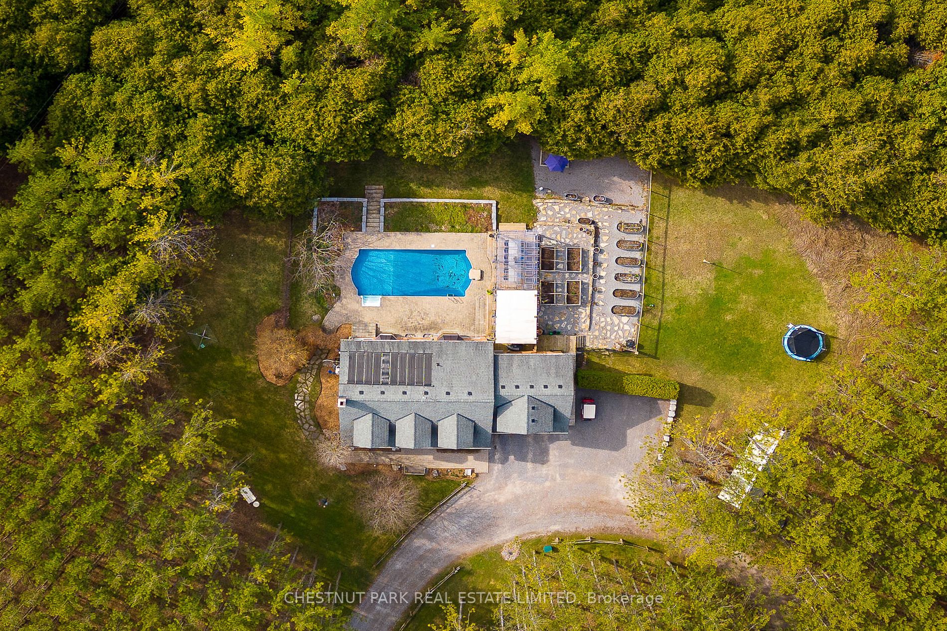 40 Hurd St