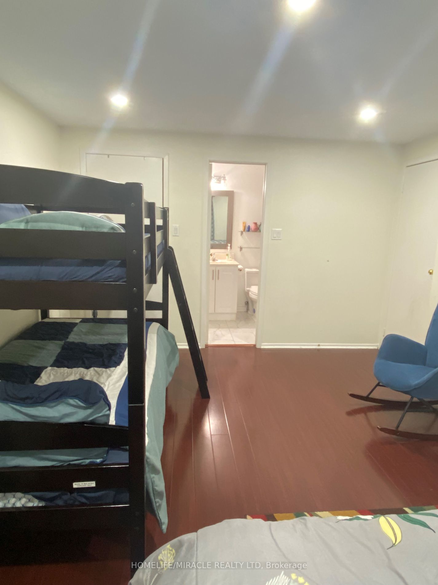 5 Kimbercroft Court