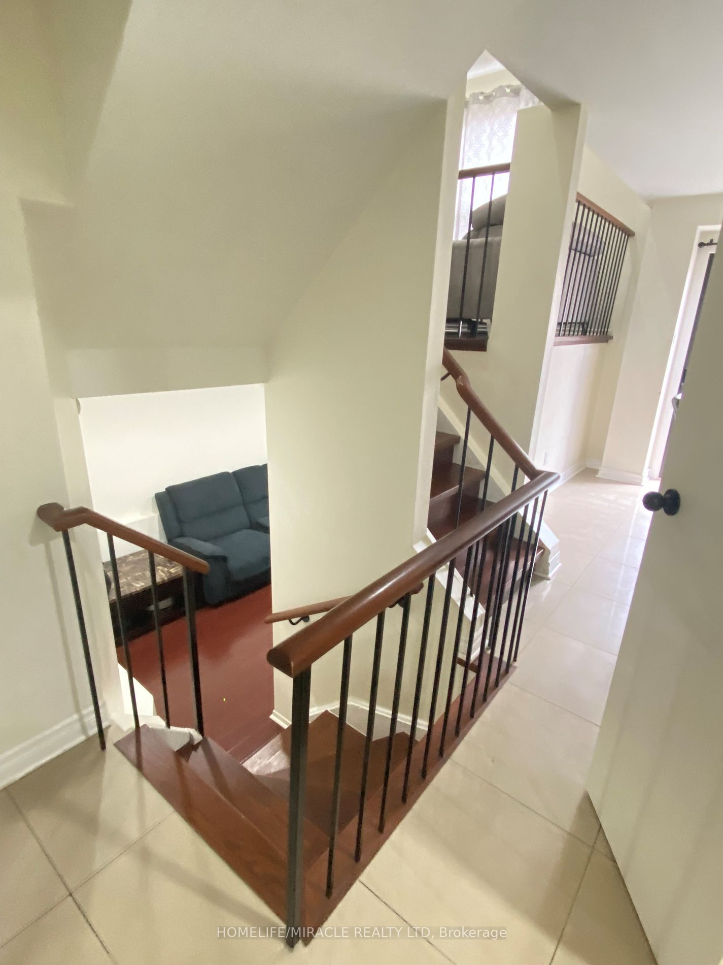 5 Kimbercroft Court