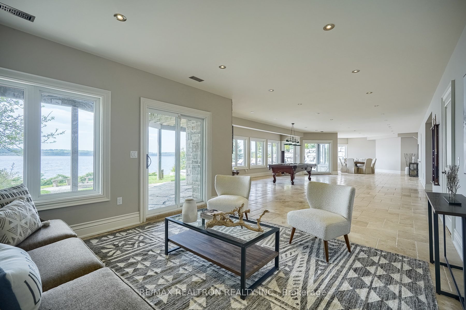 82 Percy Cres