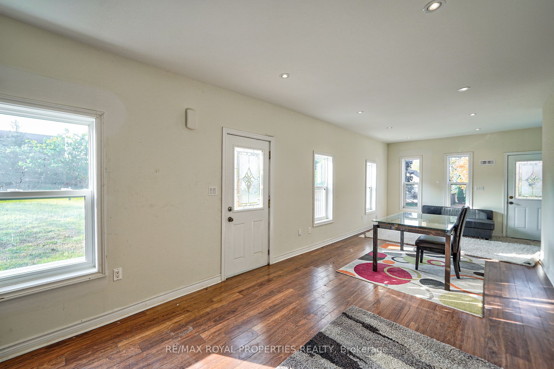 4973 Old Brock Rd