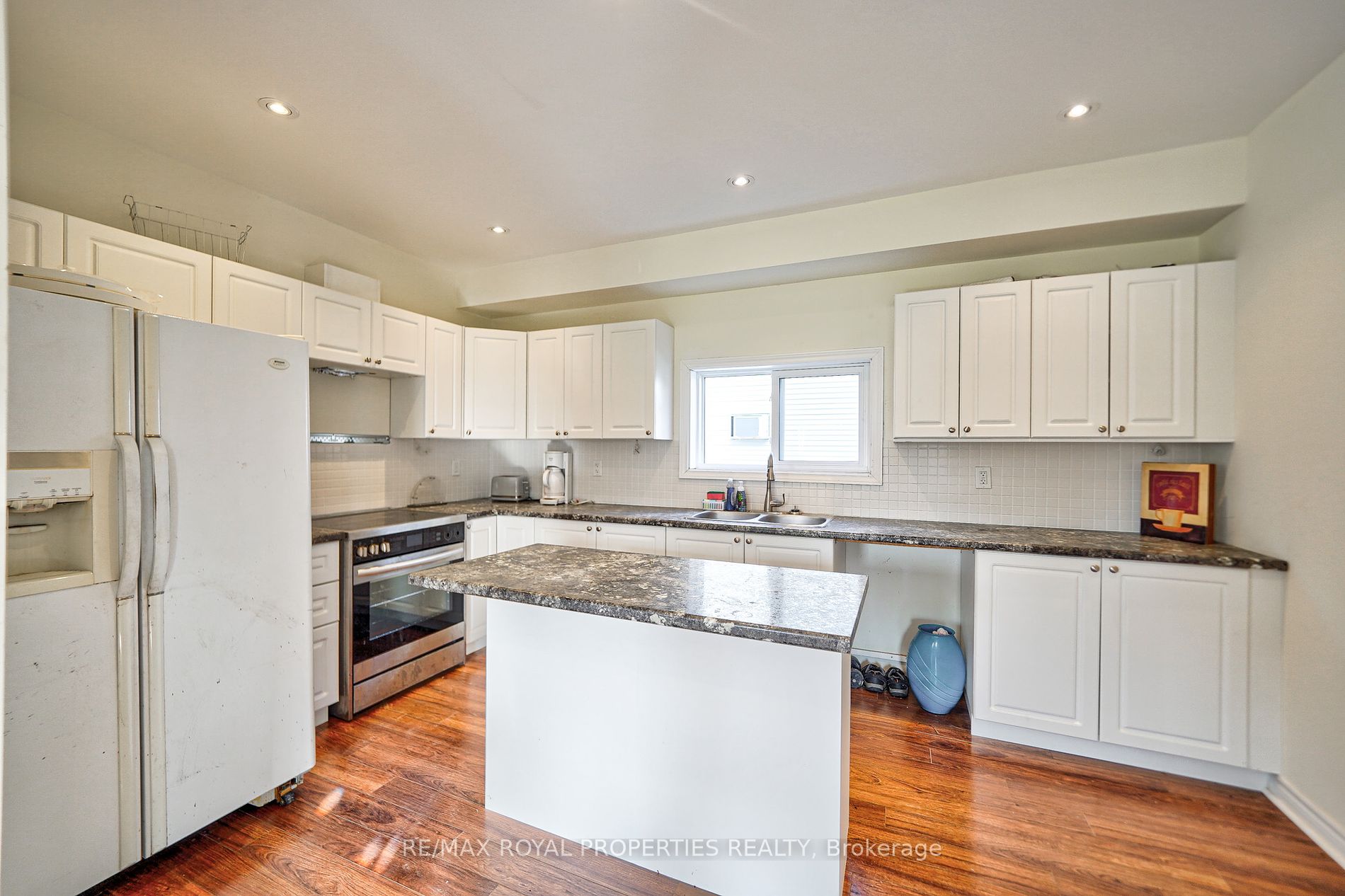 4973 Old Brock Rd