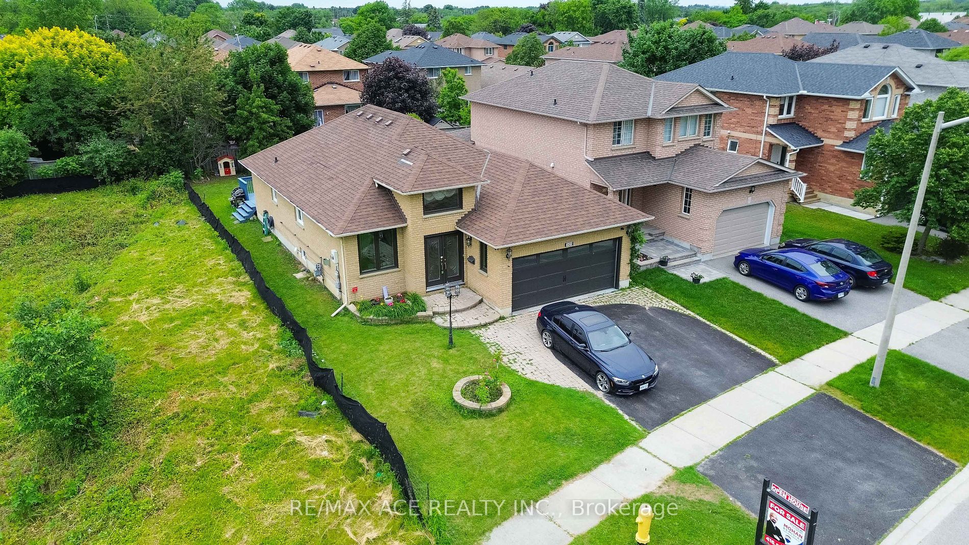 305 Sandringham Drive