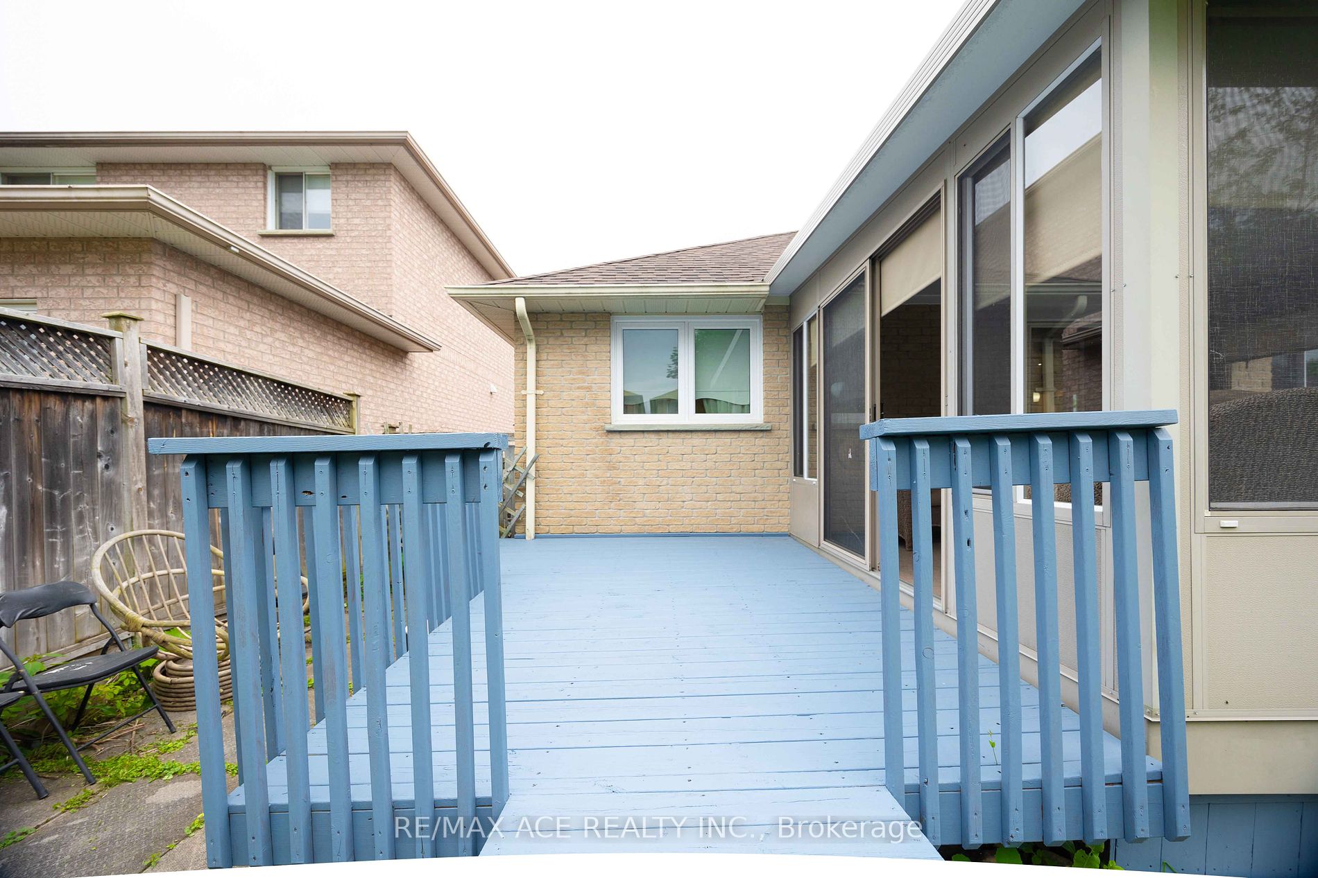 305 Sandringham Drive