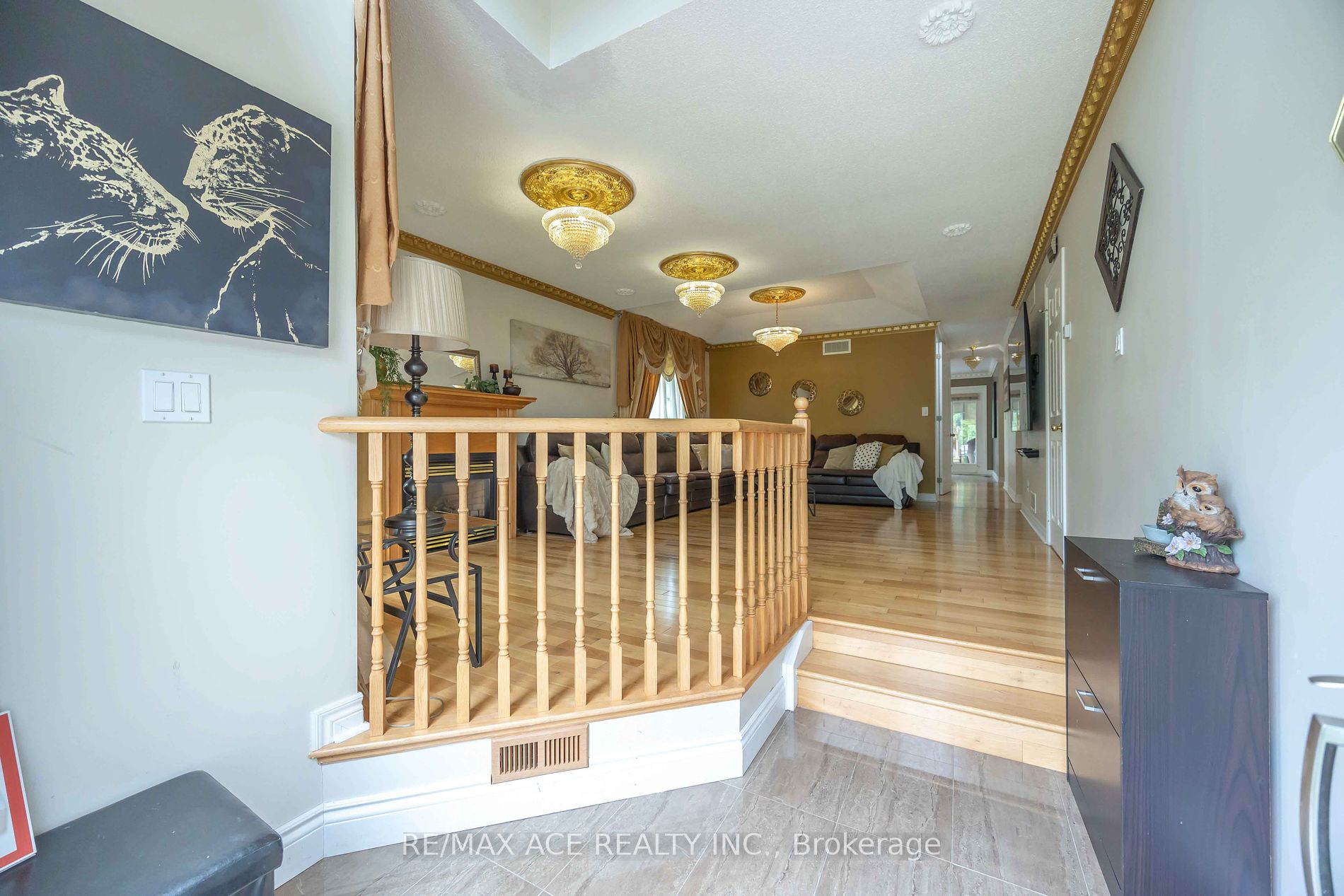 305 Sandringham Drive