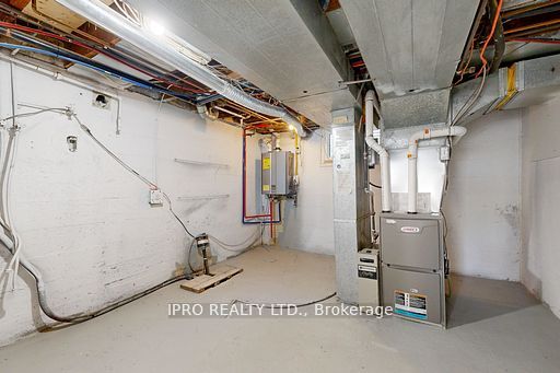 1619 Finch Ave