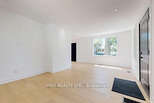 1619 Finch Ave