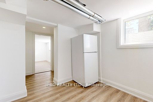 1619 Finch Ave
