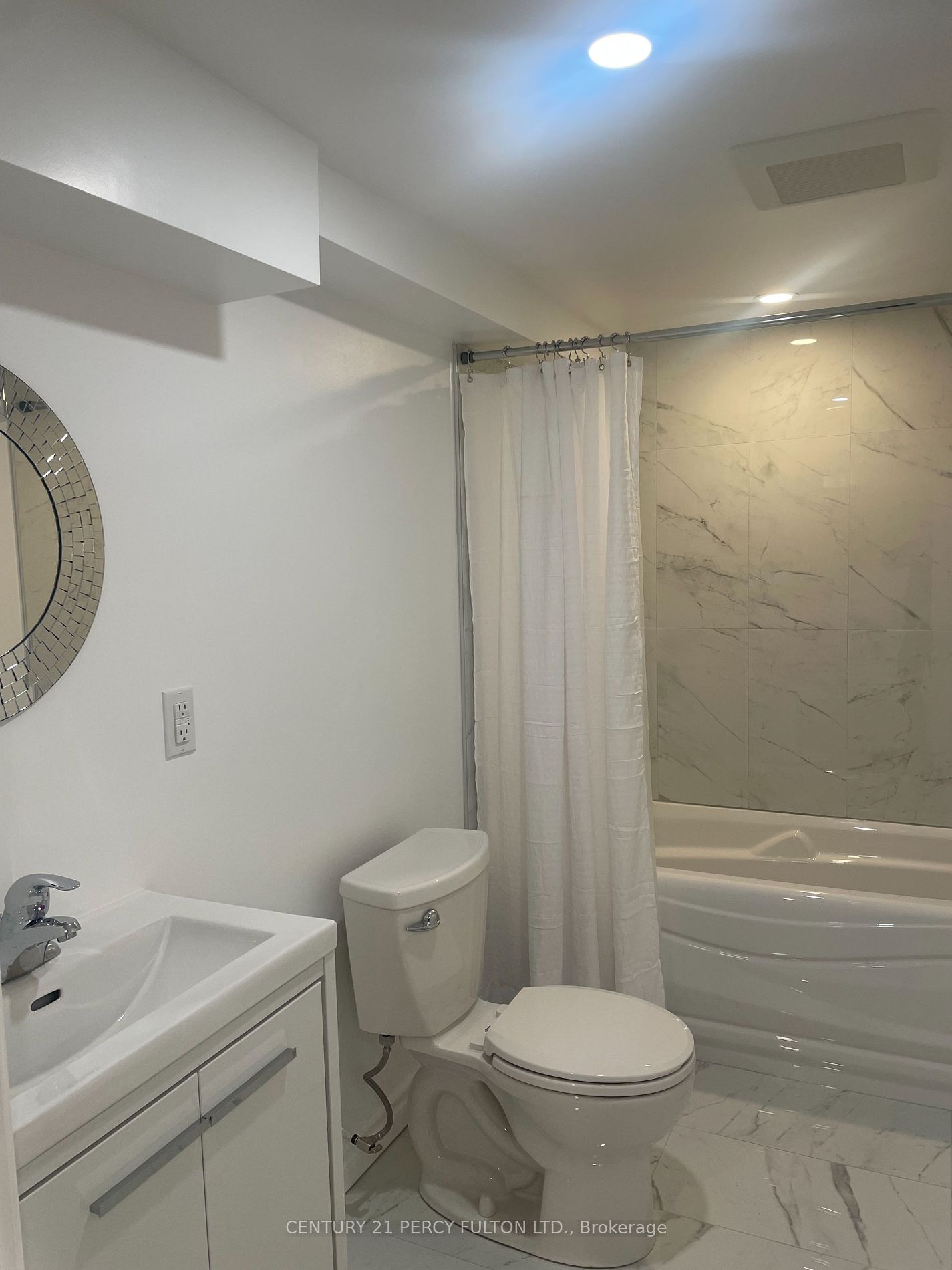 18 Flempton Cres, #Lower