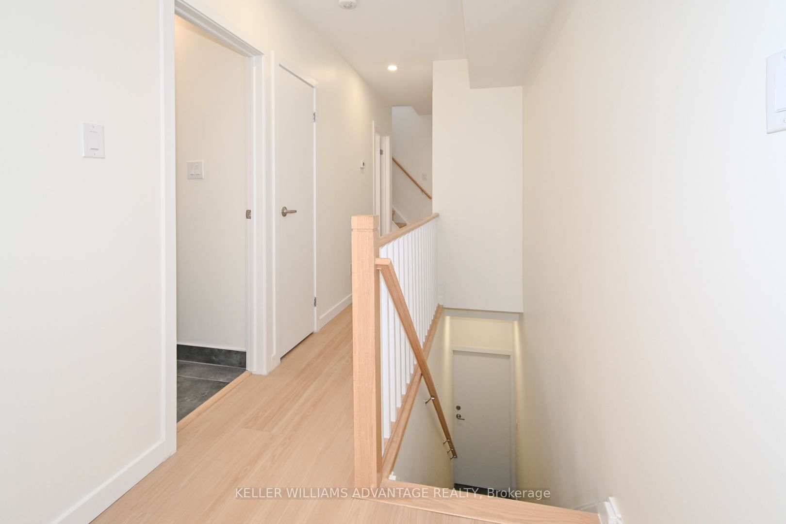 113 Woodbine Avenue #upper