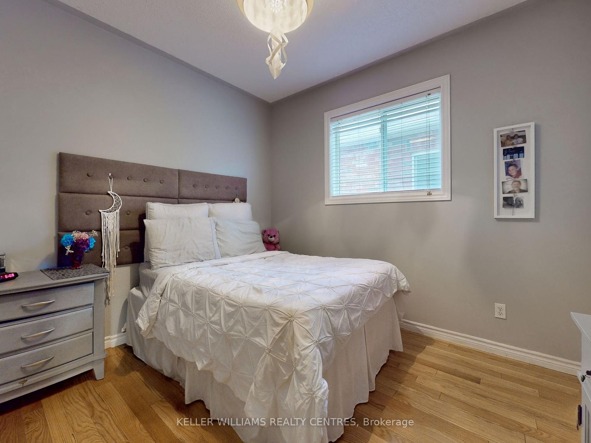 410 Carnwith Dr E
