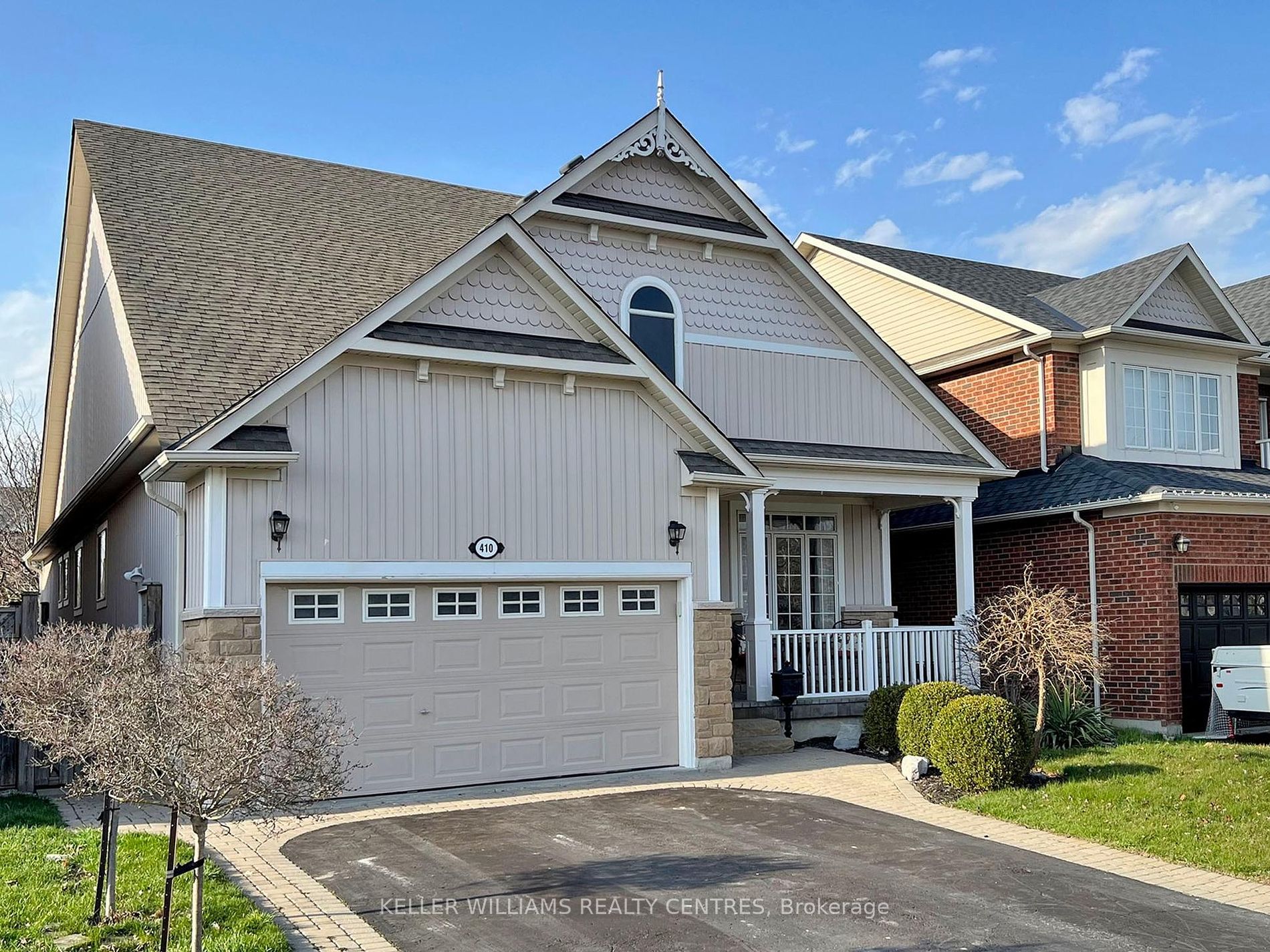 410 Carnwith Dr E