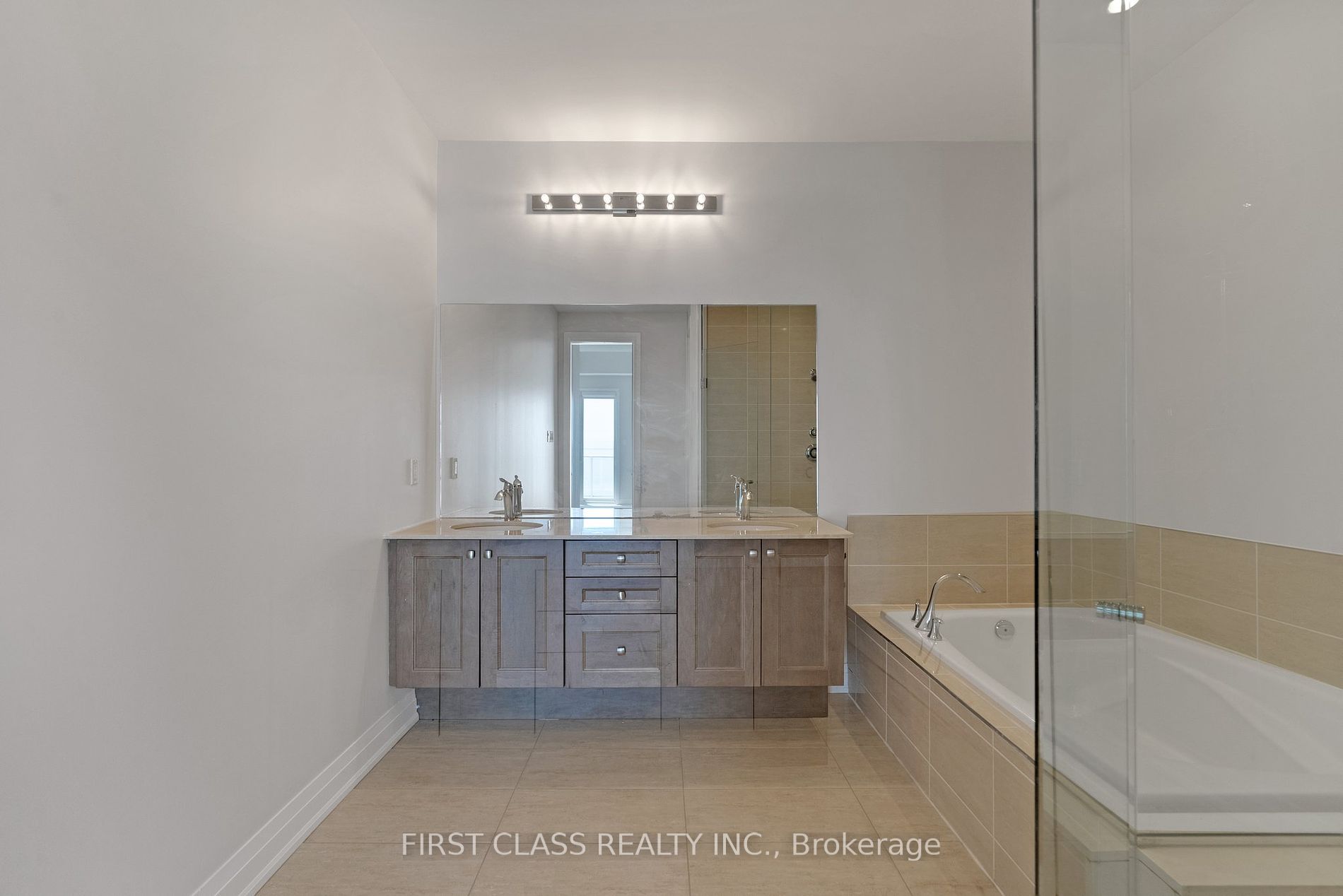 325 Lakebreeze Drive, #2