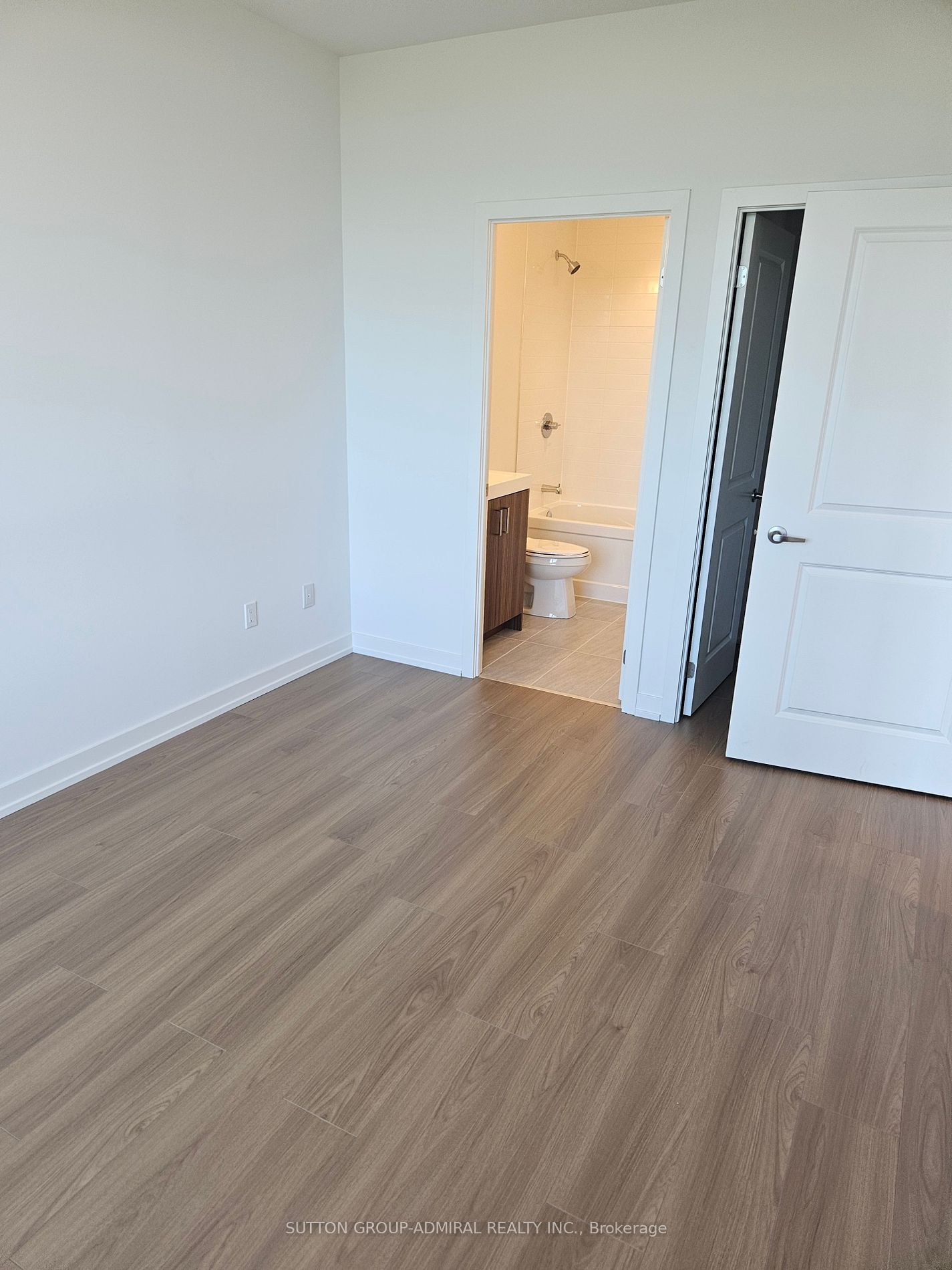 1010 Dundas Street E #514