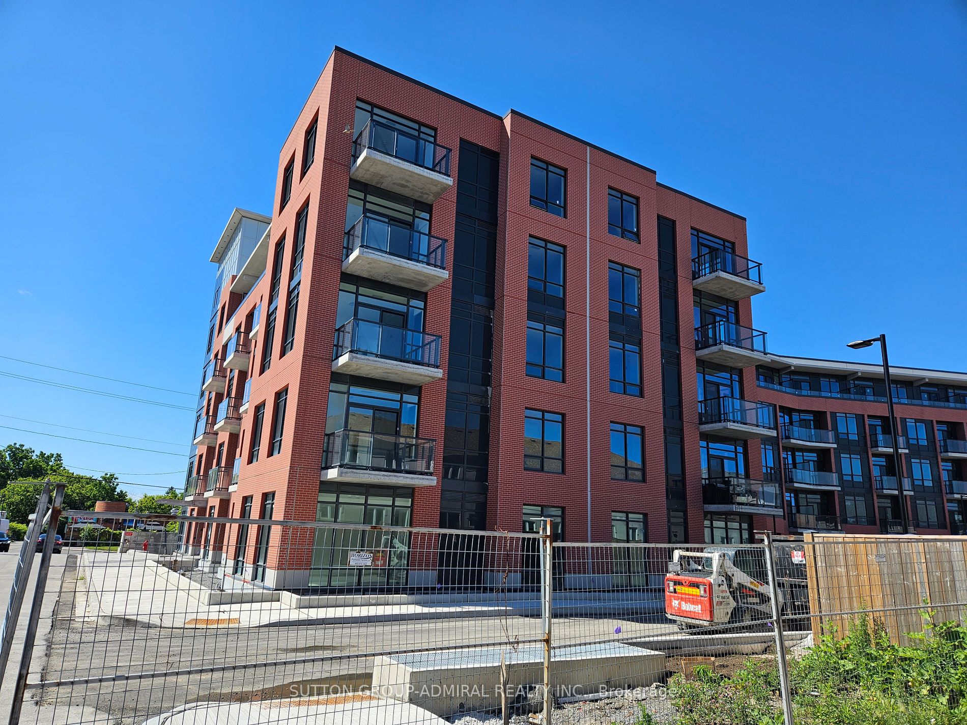 1010 Dundas Street E #514