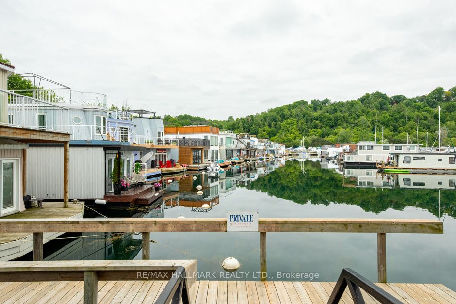 7 Brimley Rd S, #2