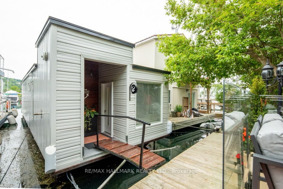 7 Brimley Rd S, #2