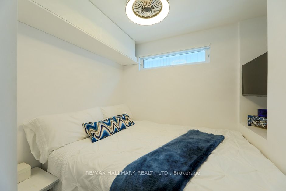 7 Brimley Rd S, #2