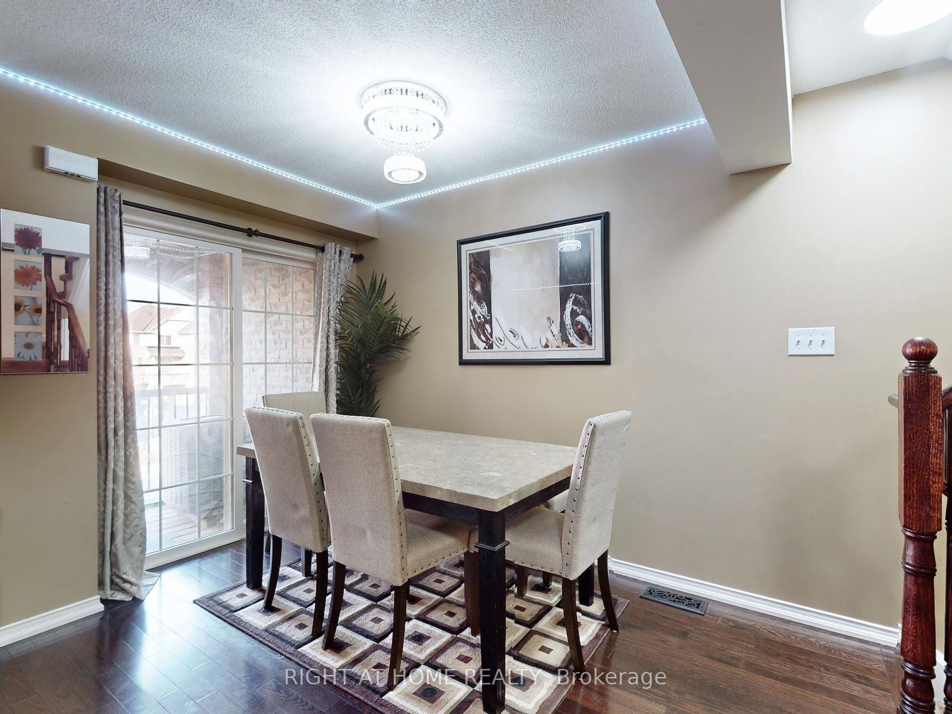 15 Blunden Road