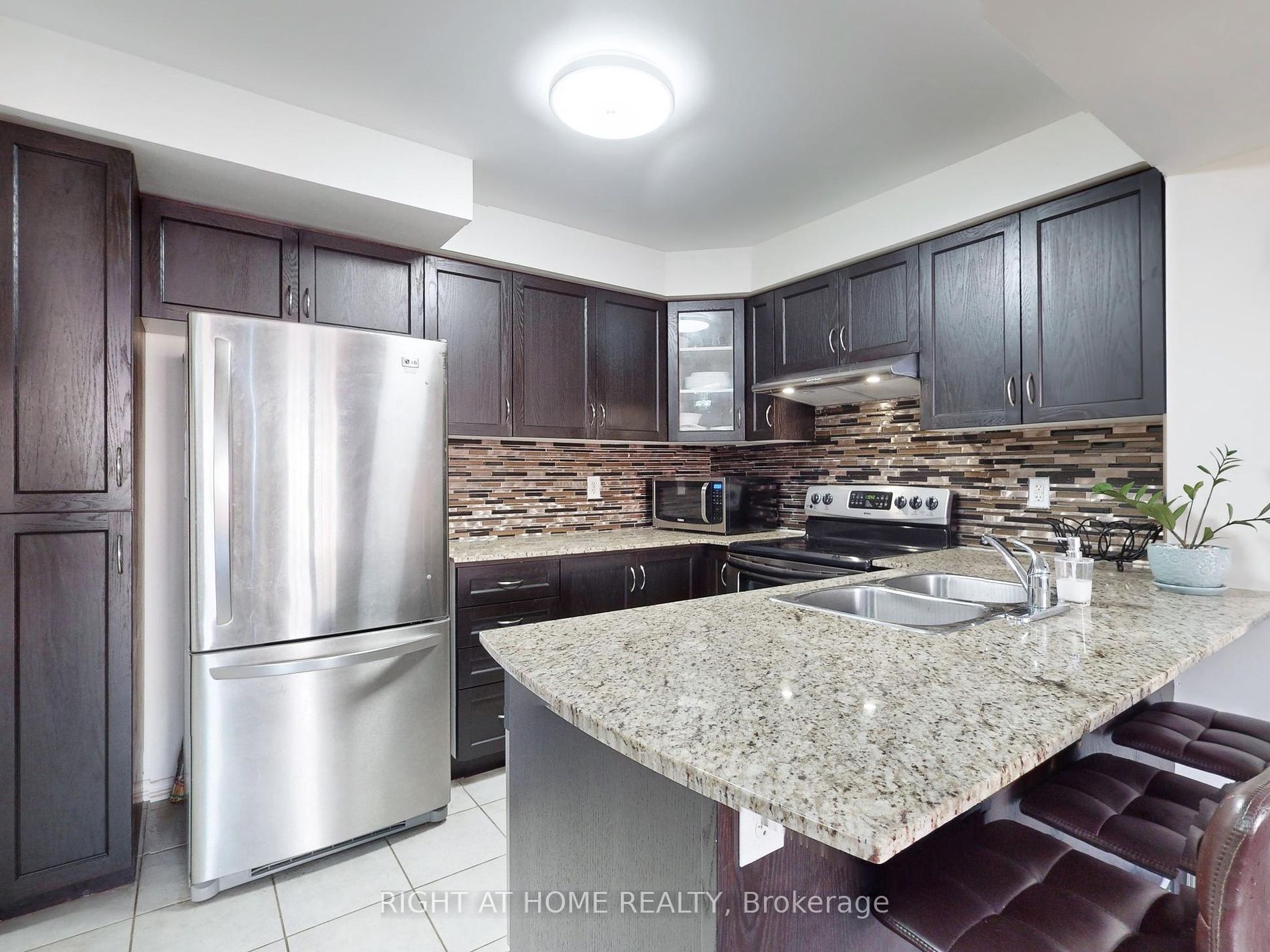 15 Blunden Road