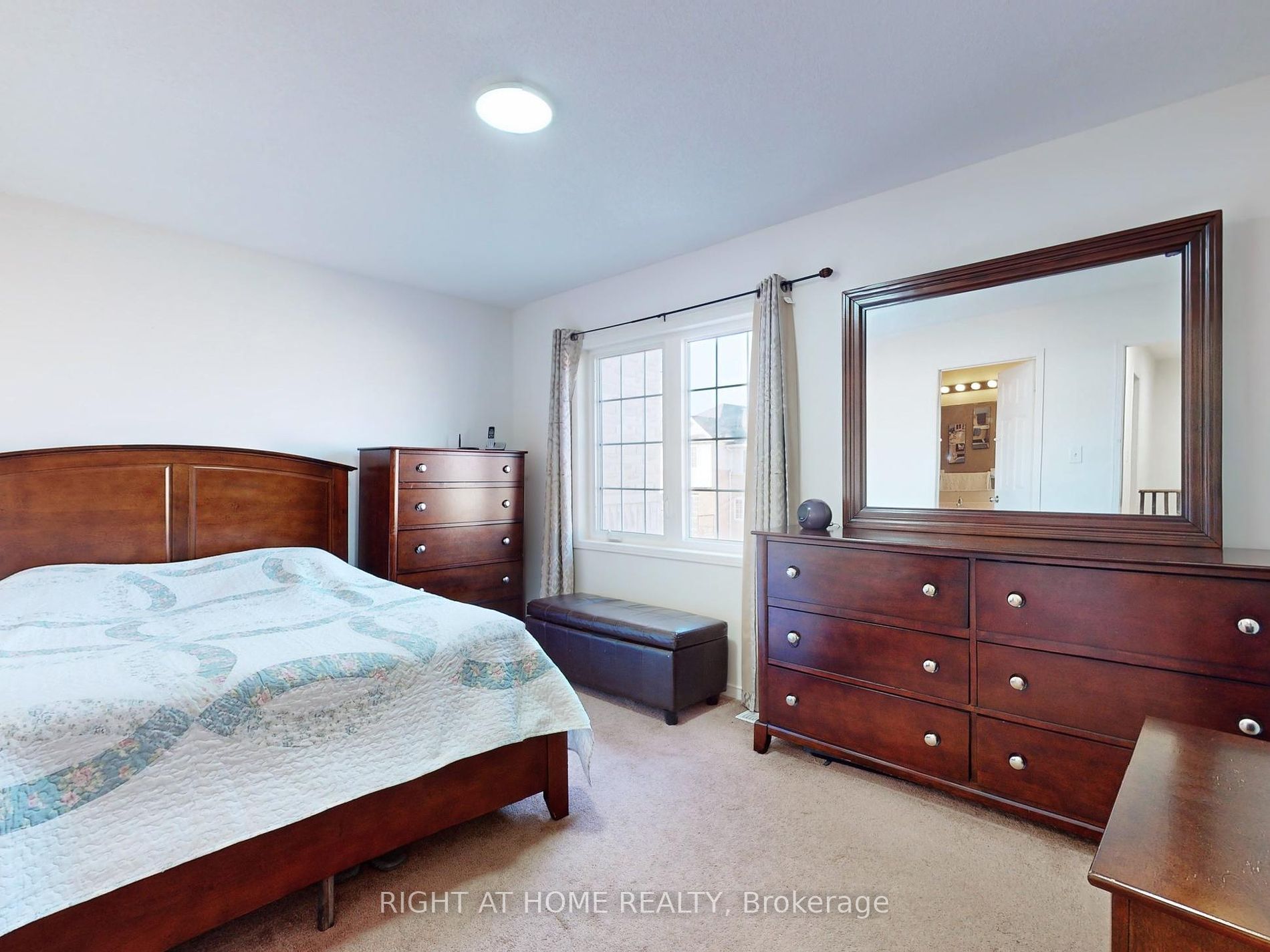 15 Blunden Road