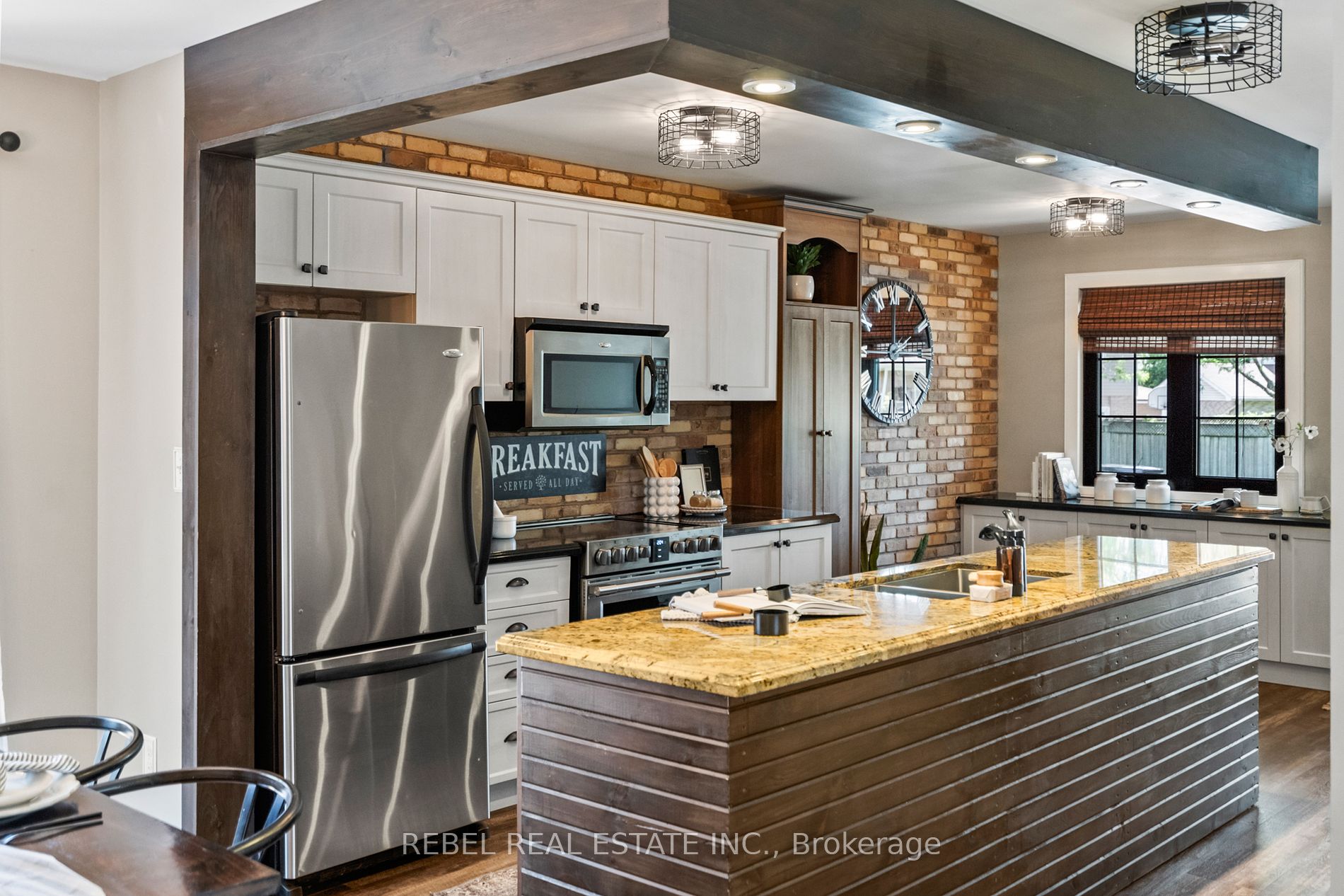 1464 Trowbridge Drive