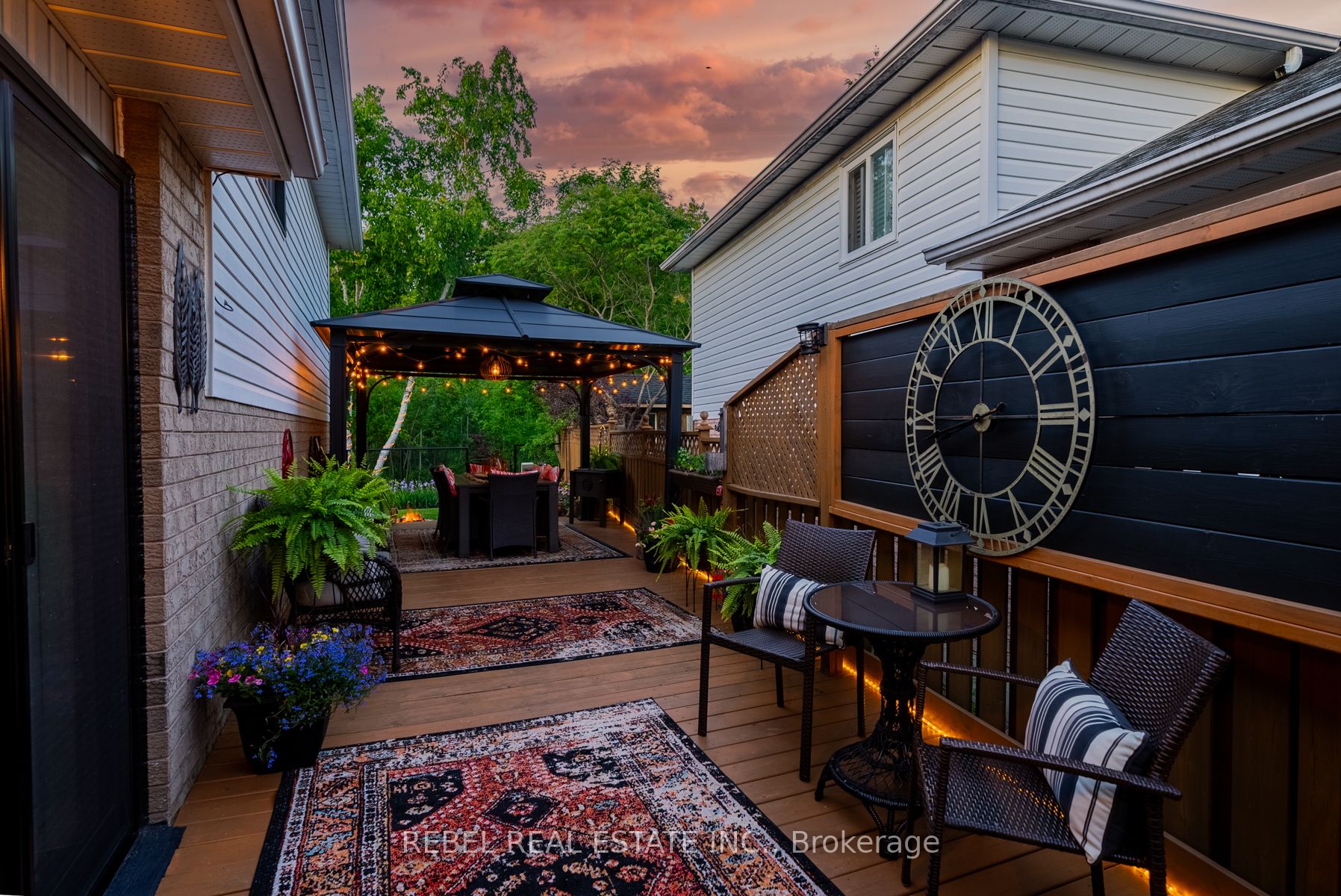 1464 Trowbridge Drive