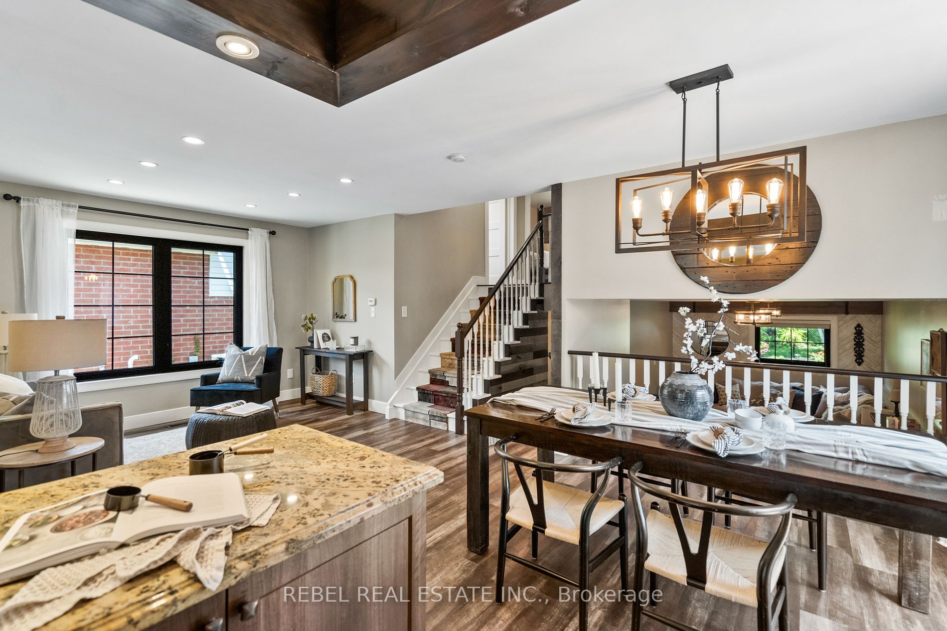 1464 Trowbridge Drive