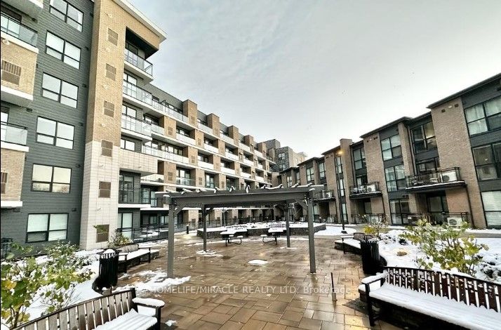 1 Falaise Rd, #221