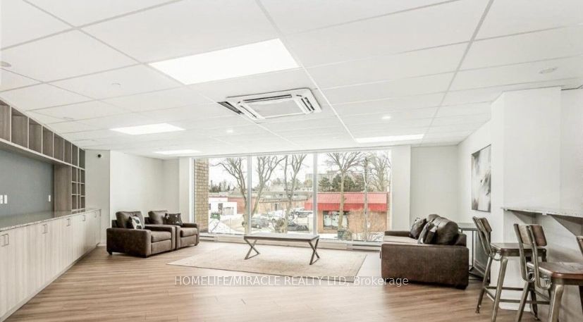 1 Falaise Rd, #221