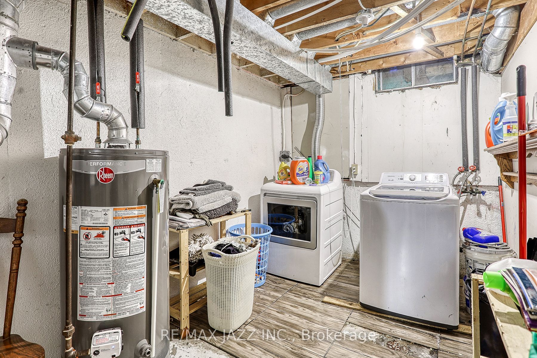 325 Rondeau Court