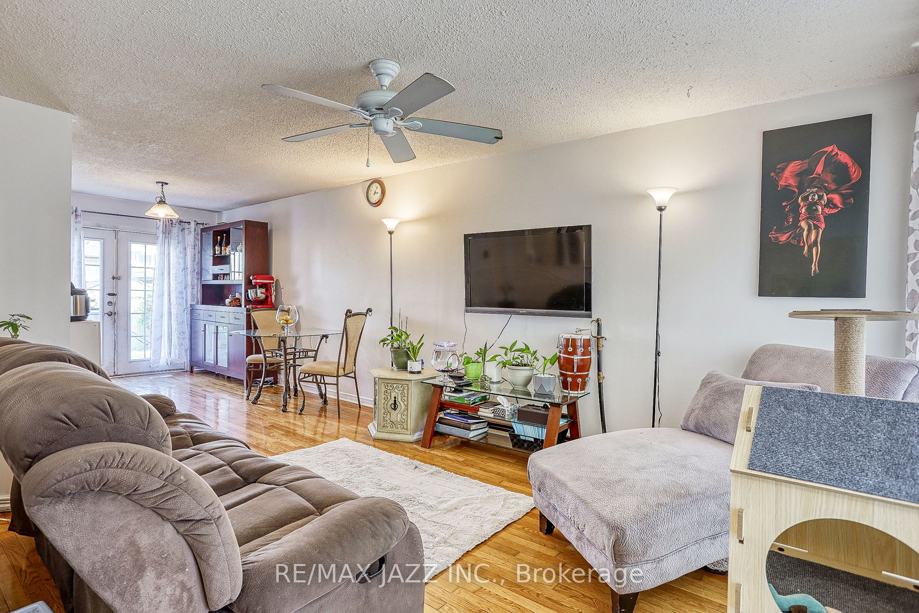 325 Rondeau Court