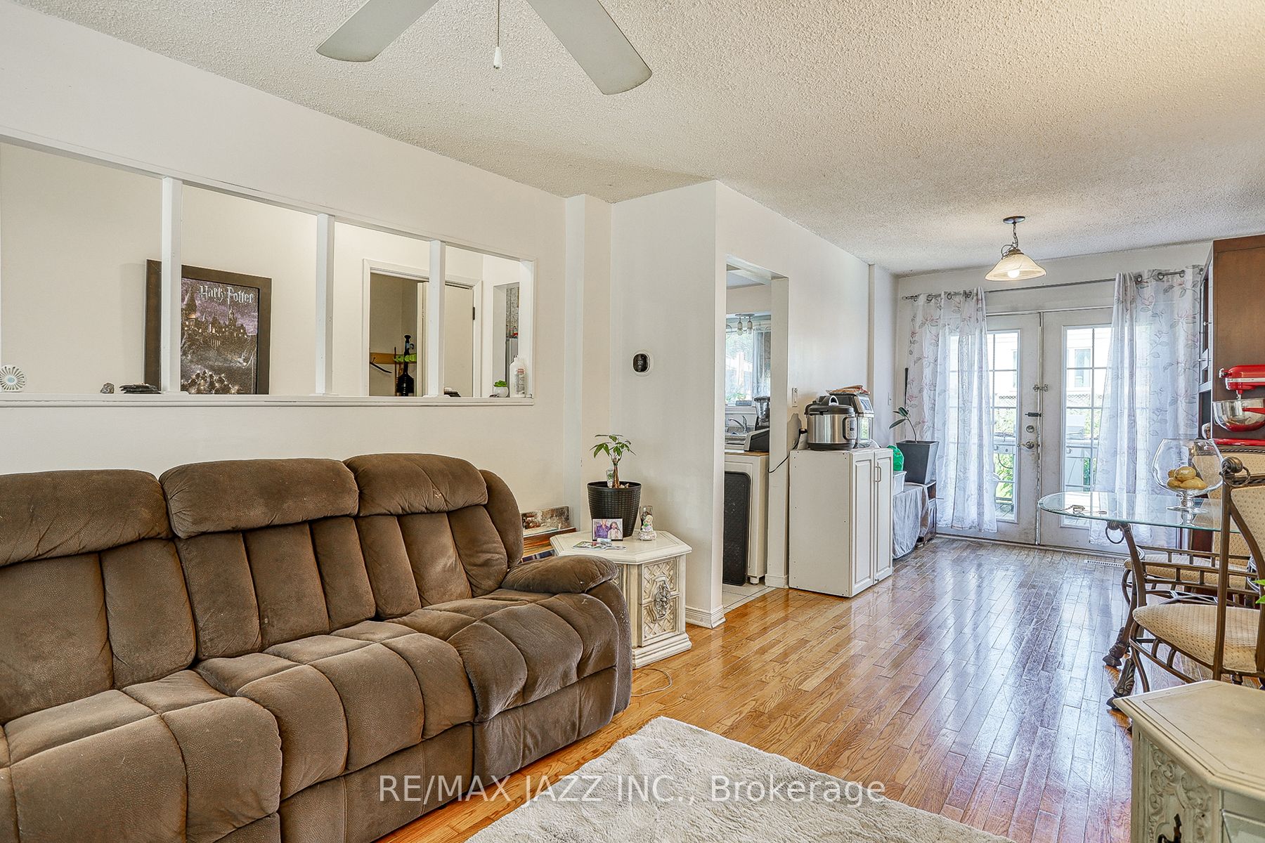 325 Rondeau Court