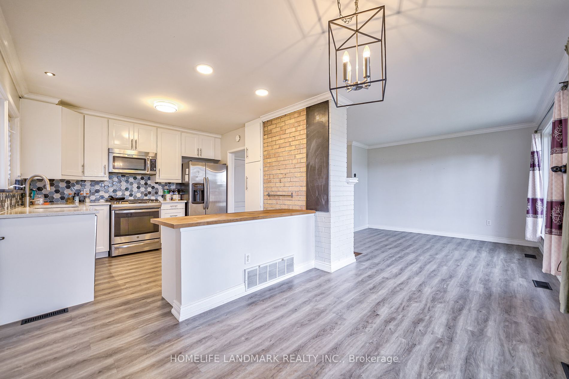 1510 Danforth Road
