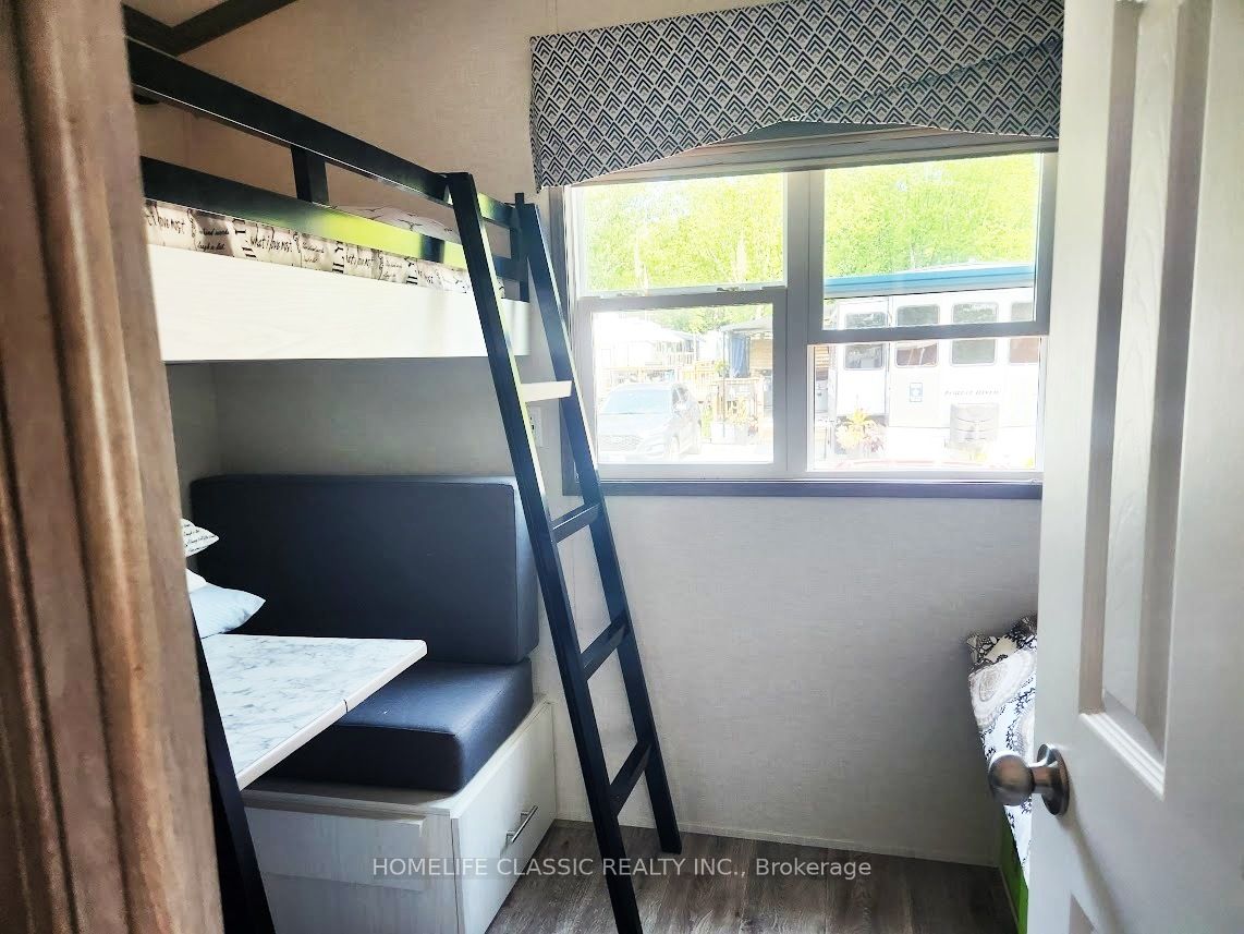 225 Platten Boulevard