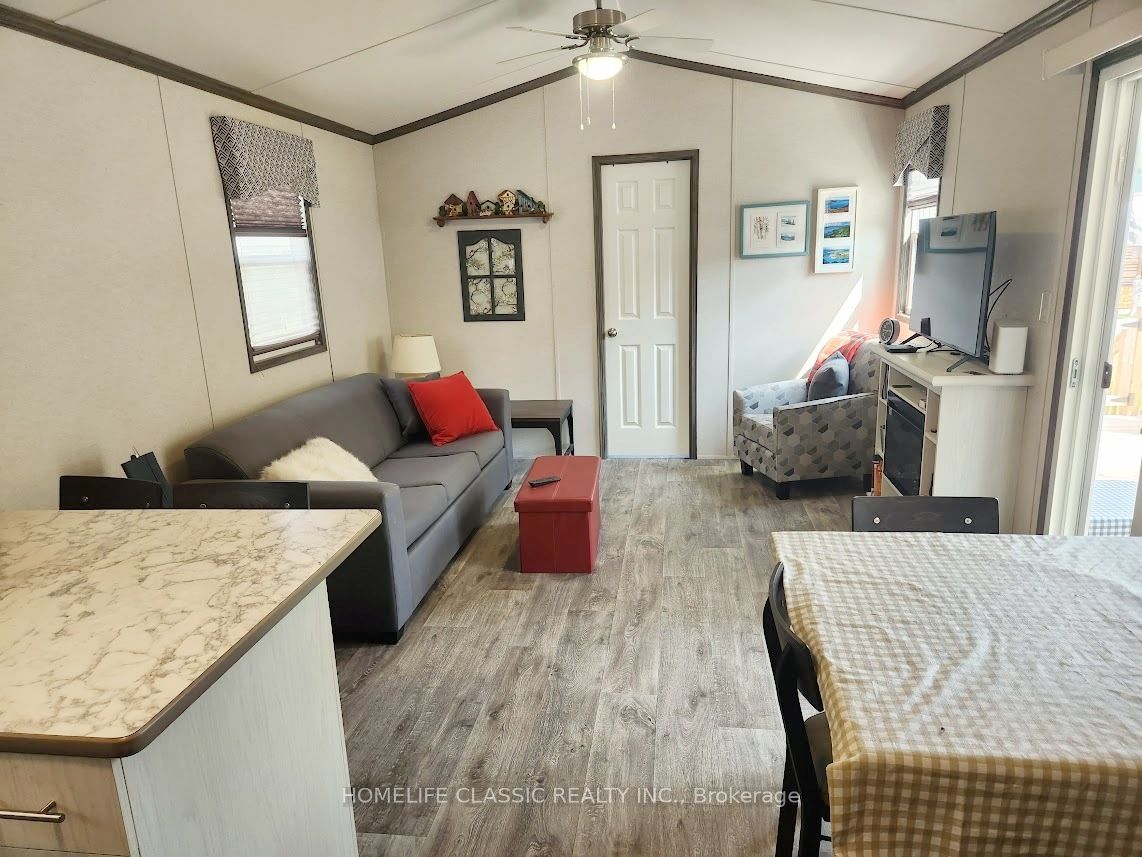 225 Platten Boulevard