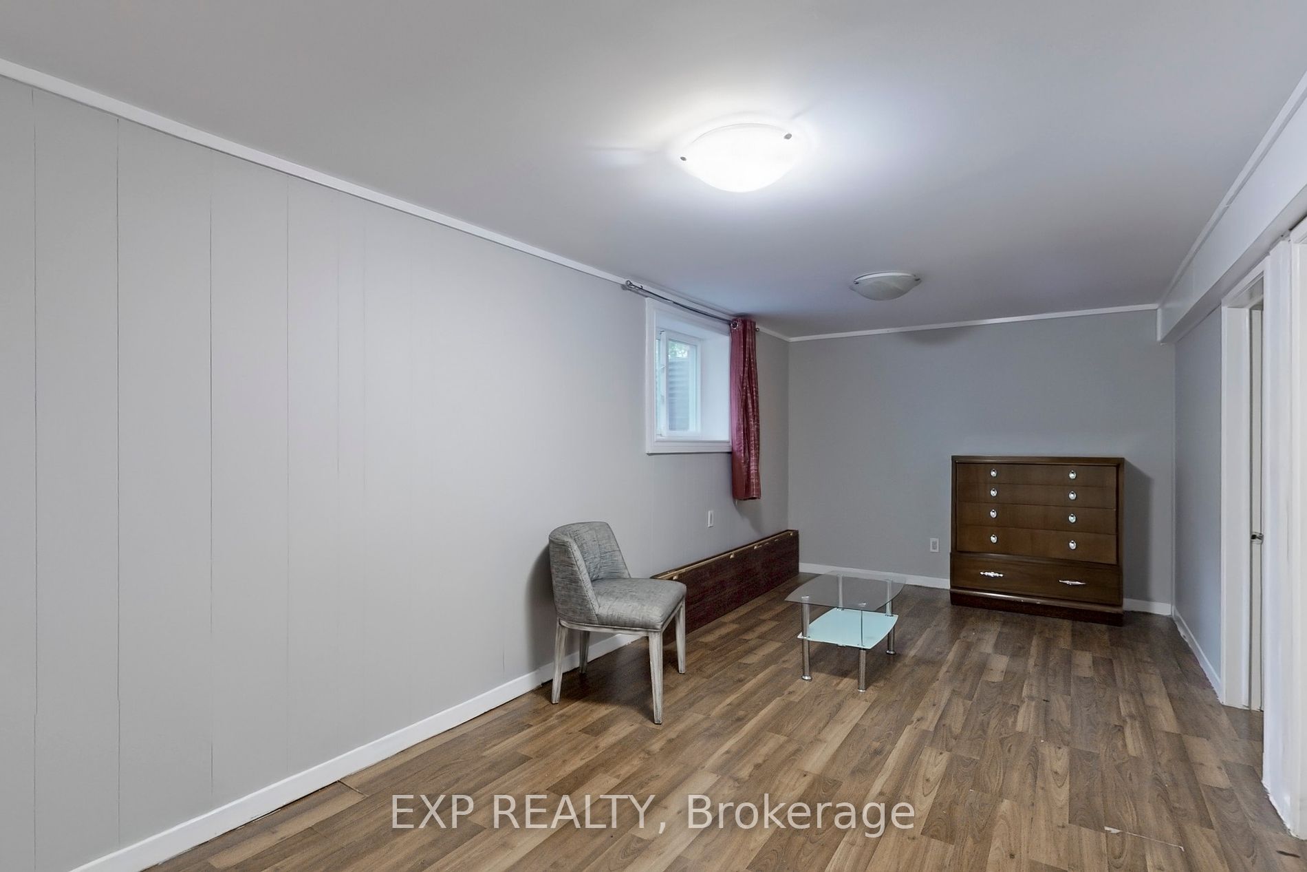 15 Woodgarden Cres
