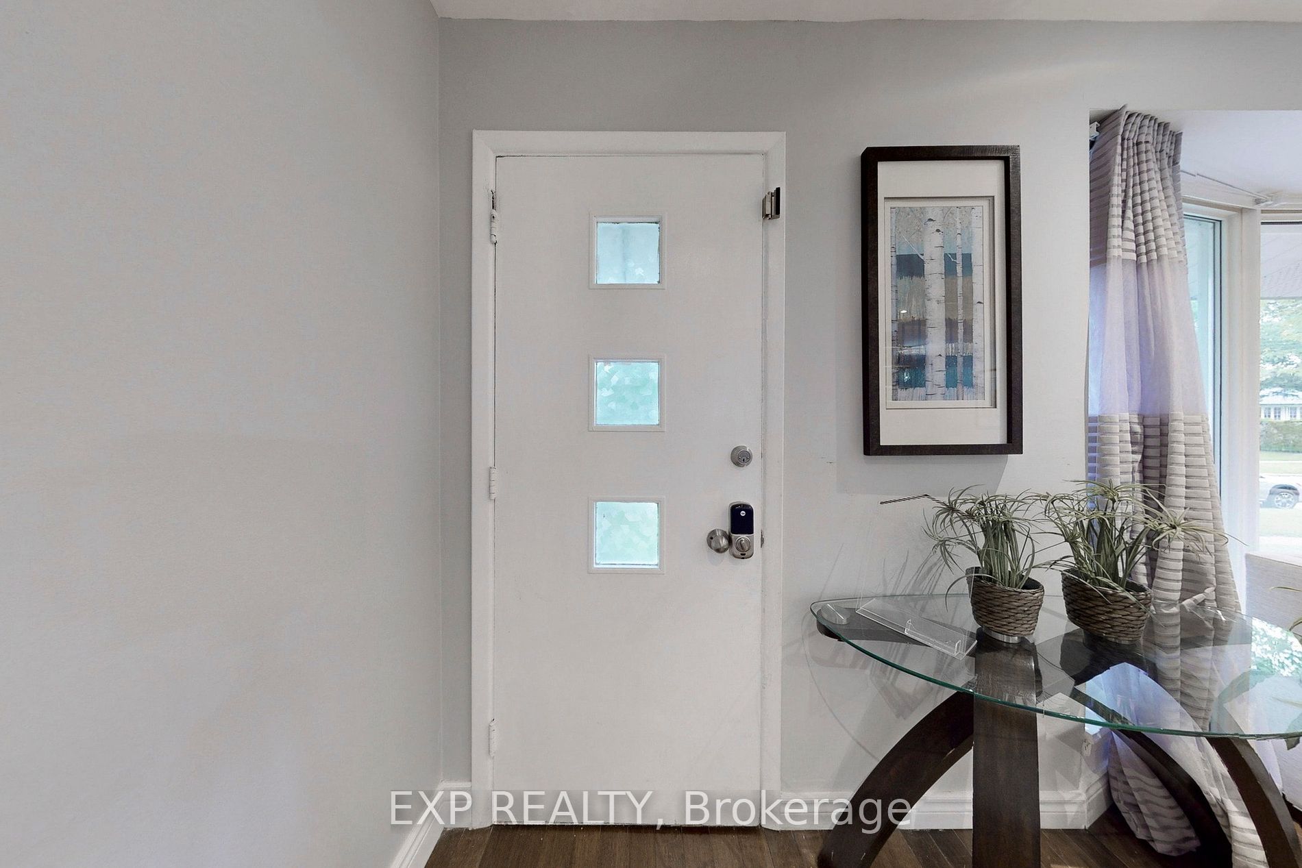 15 Woodgarden Cres