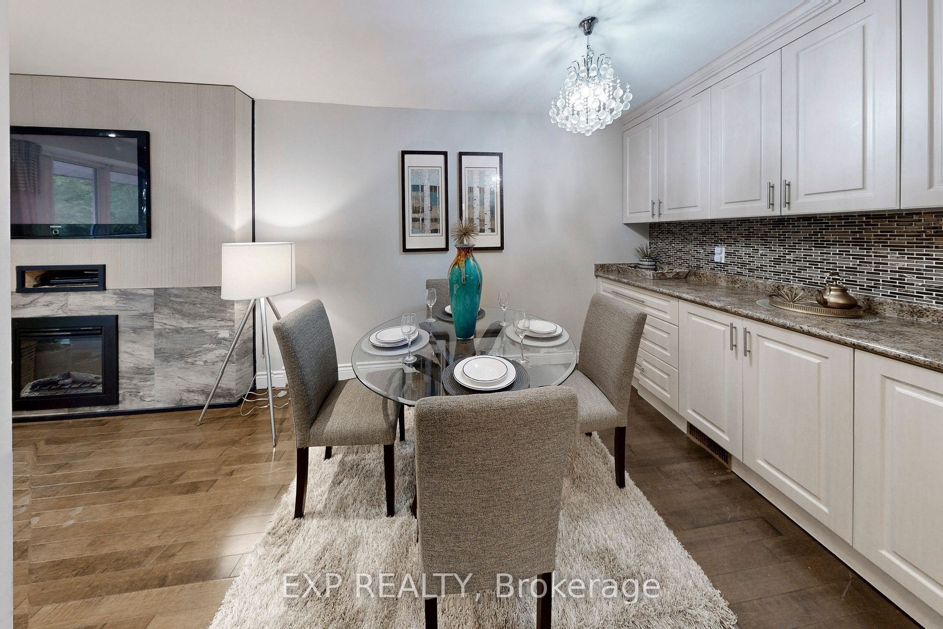 15 Woodgarden Cres
