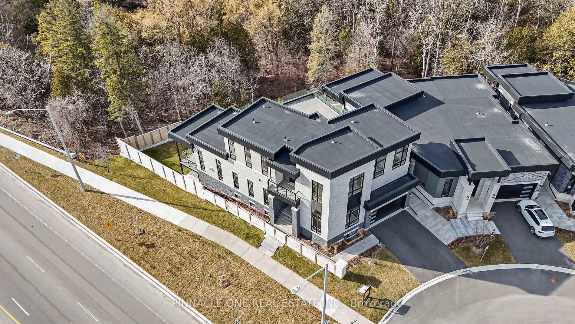 12 Tidmarsh Lane