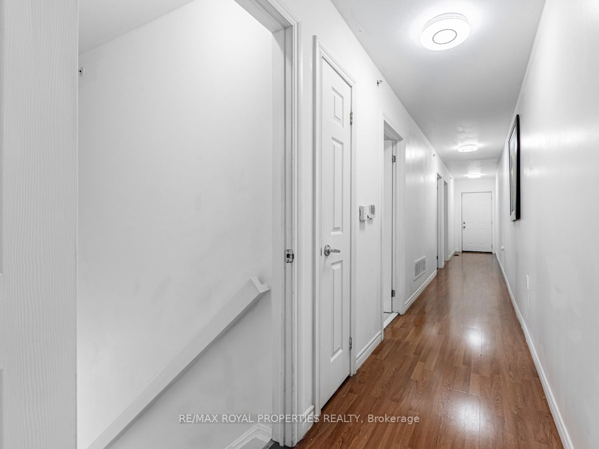 32 St Dunstan Drive