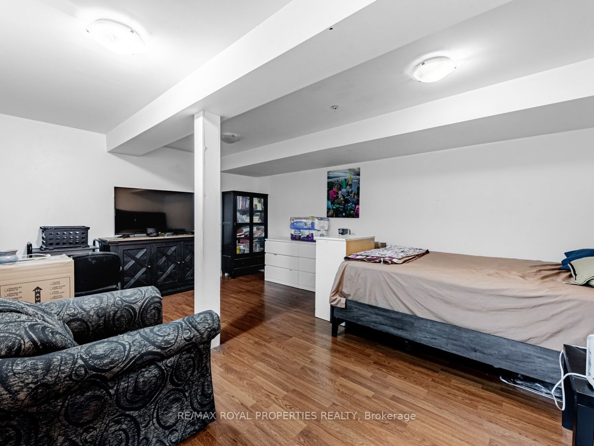 32 St Dunstan Drive