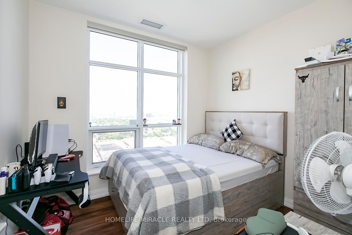 181 Village Green Square, #Ph20